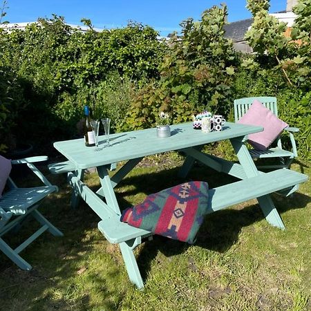Bed and Breakfast Craig Avad Holyhead Exterior foto